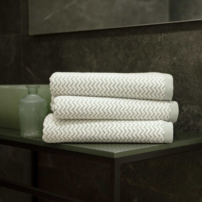 Zigzag-Towel embroided (Light Green with White() - Gatta Finland